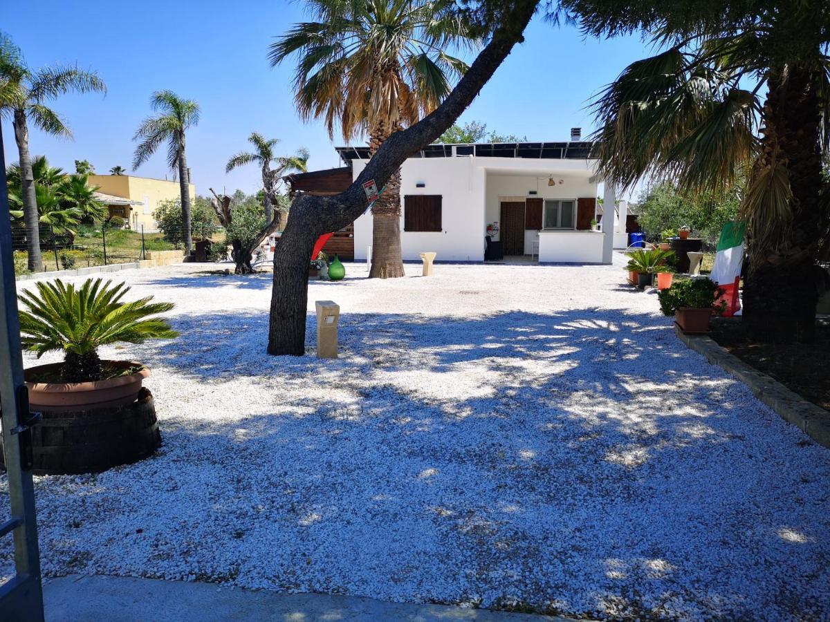 B&B Angolo Magico Parabita Exterior foto